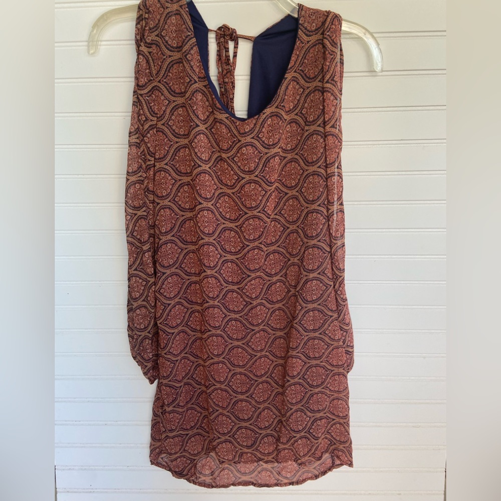 Paper Crane Peek a boo Shoulders Dress
